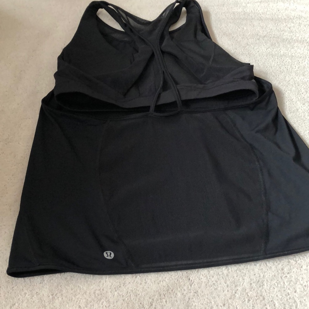 Lululemon tank! - Picture 3 of 4